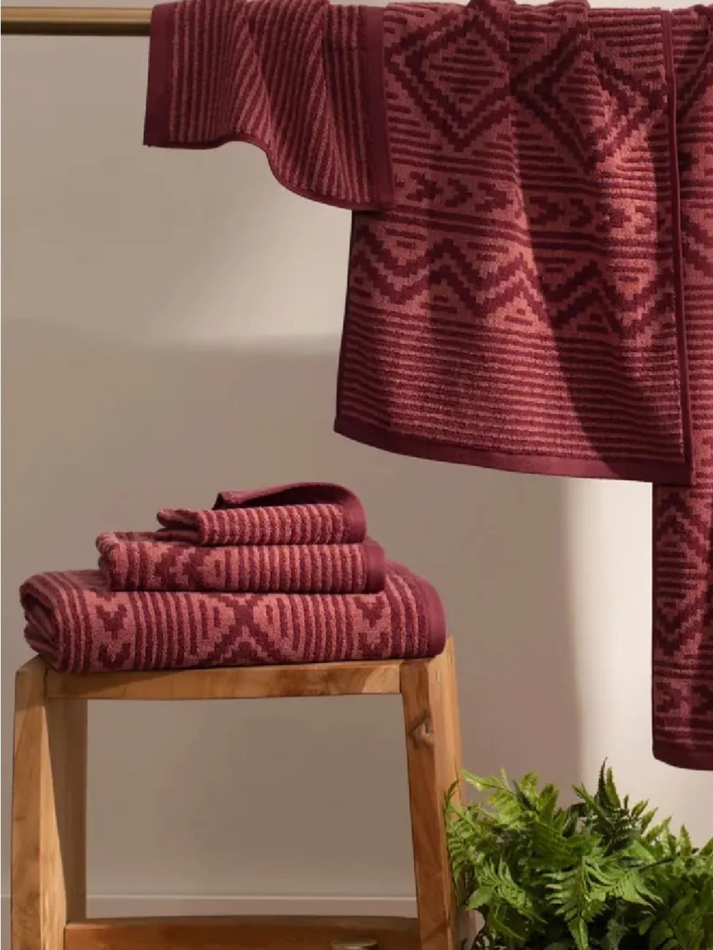 Pendleton Hand Towel Ganado Stripe Maroon Dusty Rose